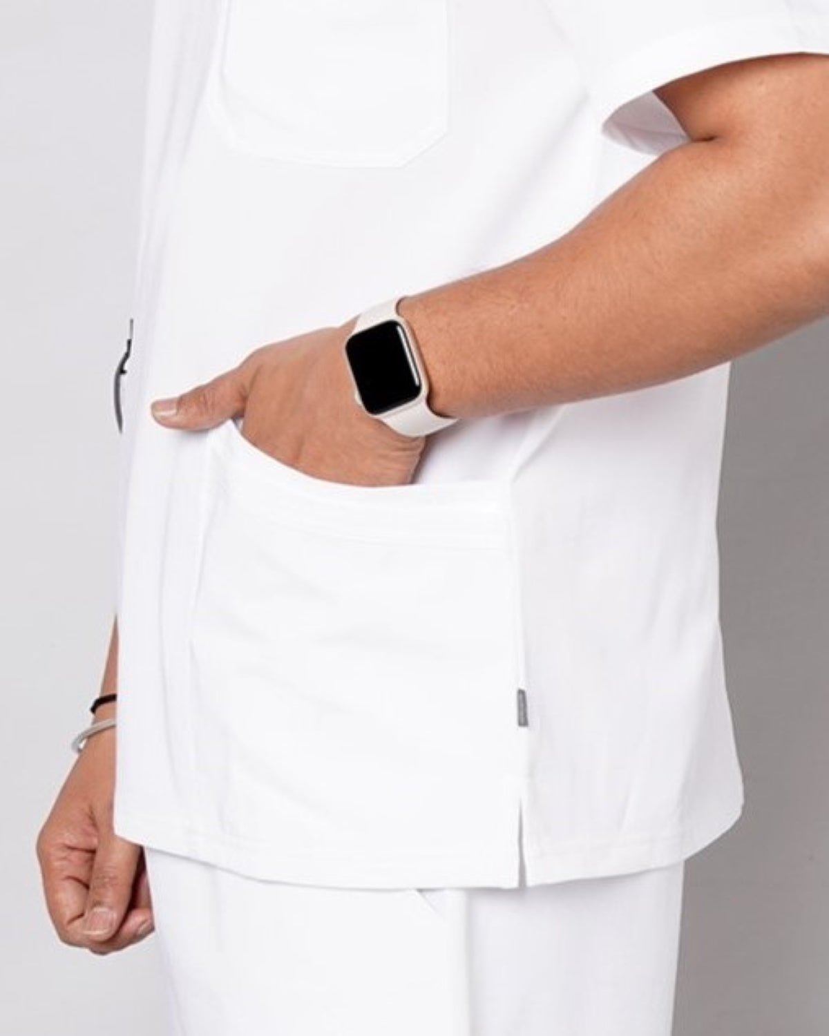Performance V-Neck